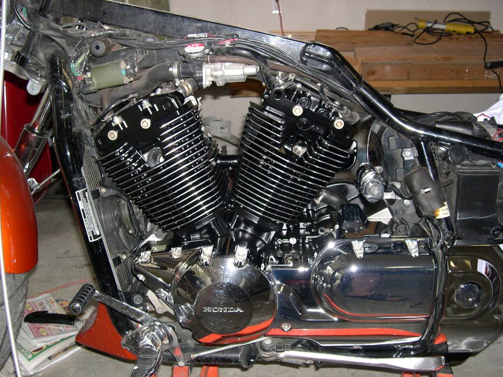 vtx 1300 engine